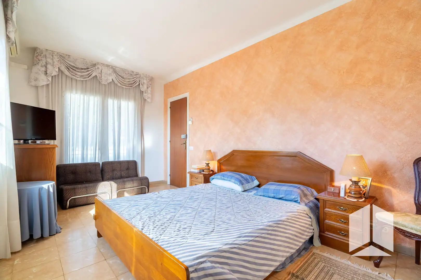 Bedroom of Houses for sale in Castelldefels  with Air Conditioner, Heating and Terrace
