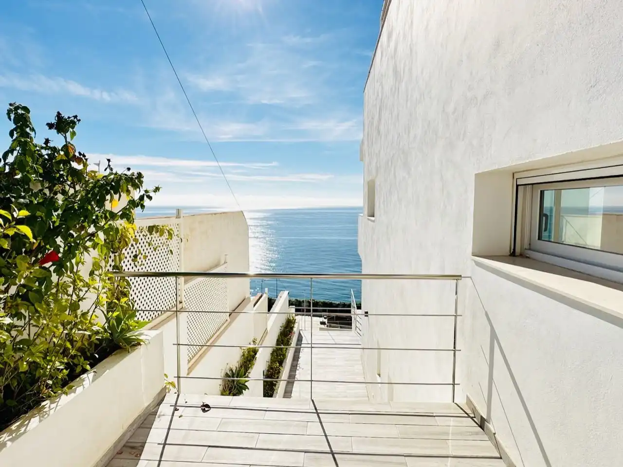 Terrassa de Casa o xalet en venda en Nerja amb Aire condicionat, Jardí privat i Traster