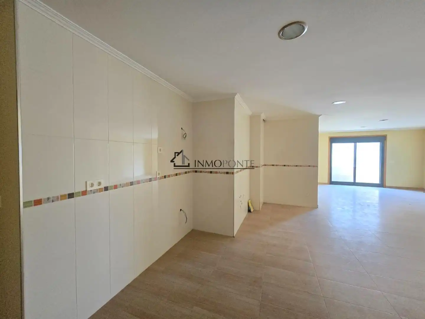 Piso en venta en Marín con Calefacción y Balcón