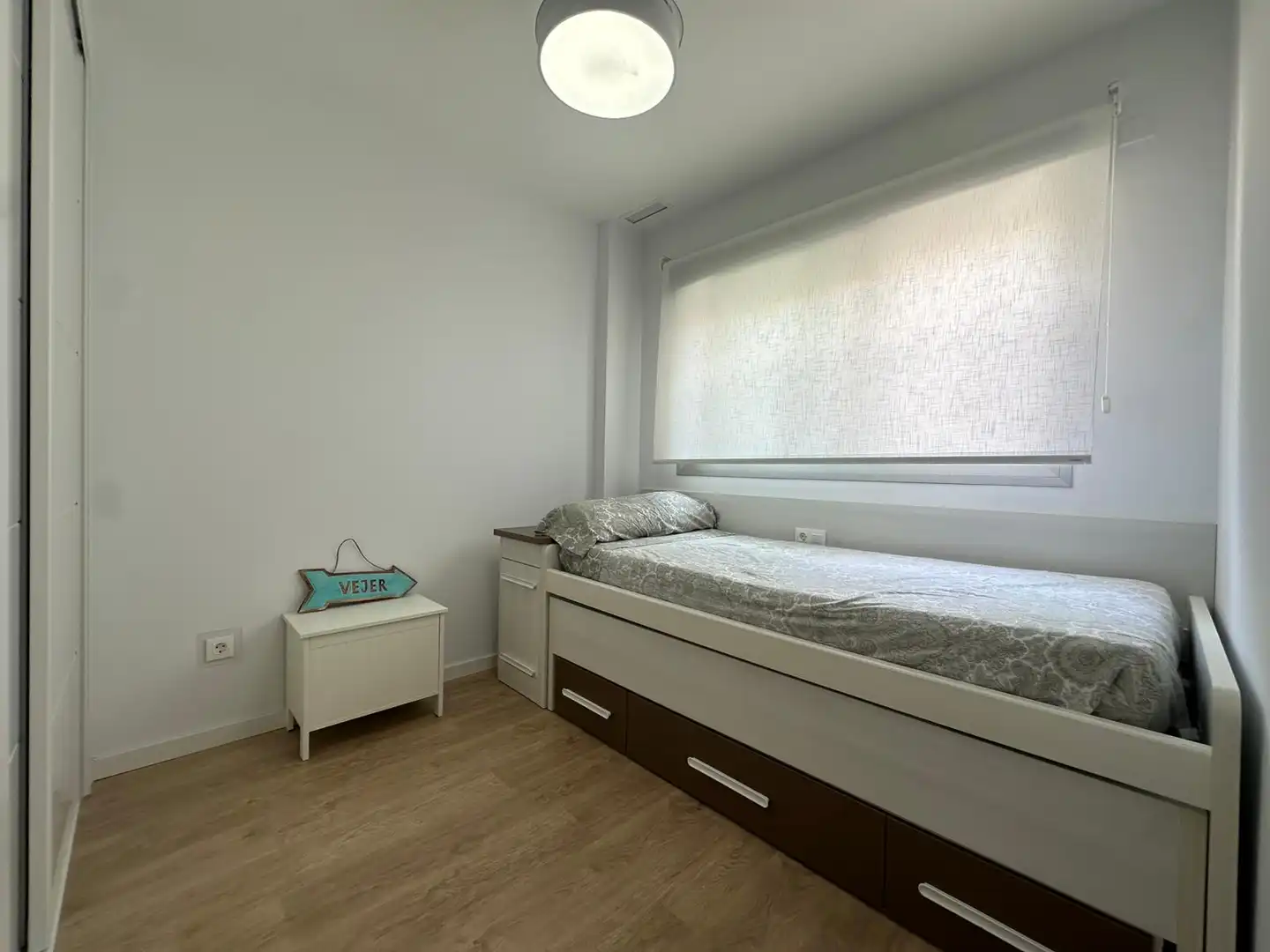Dormitori de Apartament de lloguer en Daimús amb Moblat, Balcó i Piscina comunitària