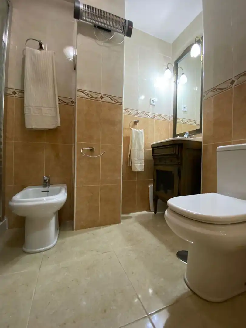 Baño de Piso de alquiler en Murcia con Aire acondicionado y Amueblado