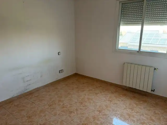 Dormitori de Casa o xalet en venda en Moraleja de Enmedio amb Aire condicionat, Jardí privat i Terrassa