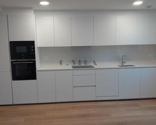 Kitchen of Apartment to rent in Vigo   with Swimming Pool