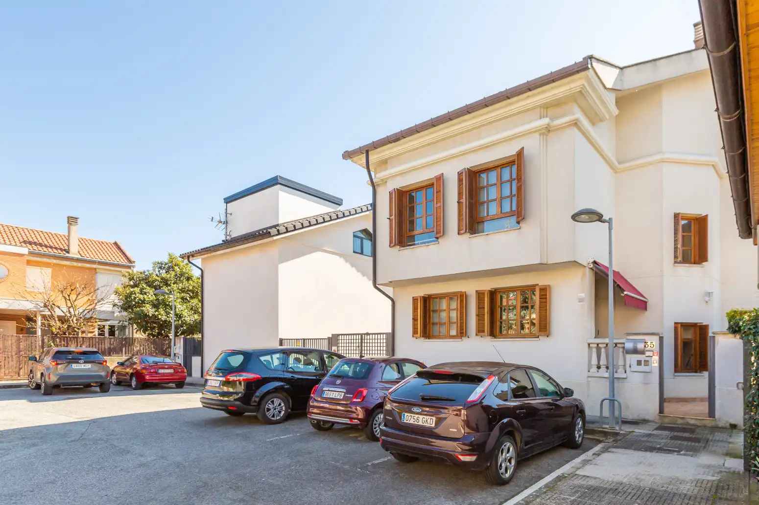 Vista exterior de Casa o chalet en venta en Zizur Mayor / Zizur Nagusia con Calefacción y Parquet