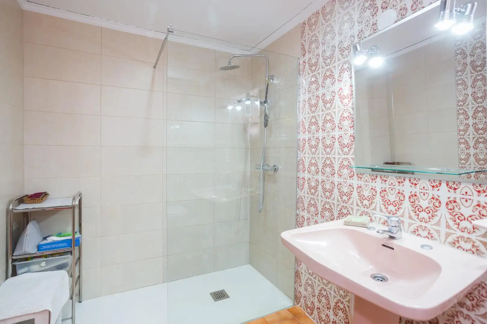 Baño de Piso en venta en Piles con Aire acondicionado y Balcón