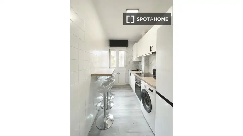 Kitchen of Apartments for share in Santander  with Air Conditioner, Heating and Terrace