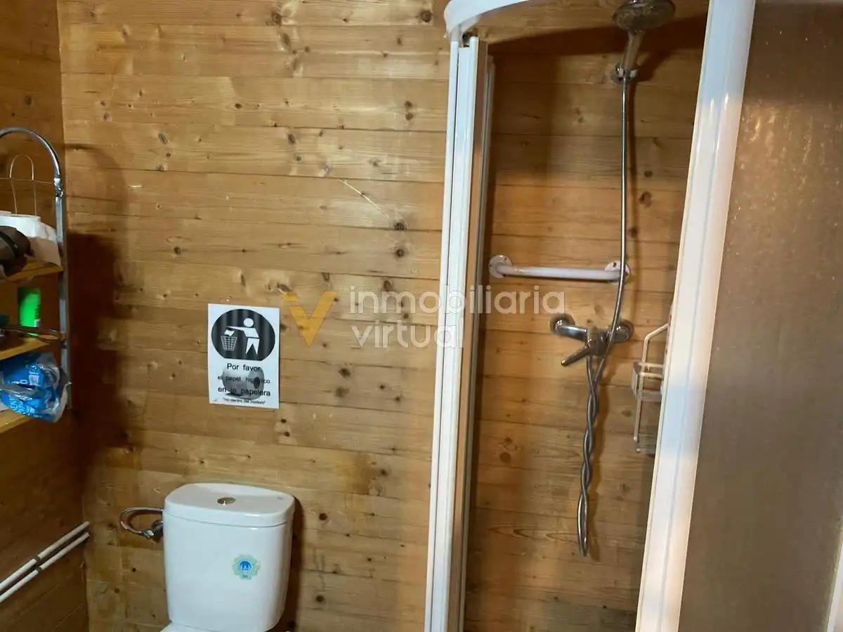 Badezimmer von Country house zum Verkauf in Lucena mit Schwimmbad und Möbliert