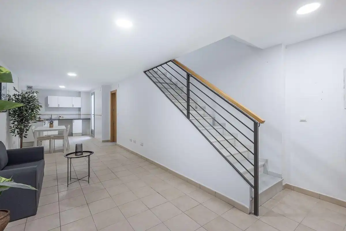 Maisonette zum Verkauf in Láchar