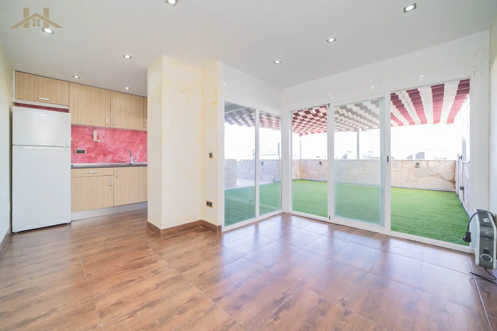 Cocina de Ático en venta en Fuenlabrada con Aire acondicionado, Calefacción y Terraza