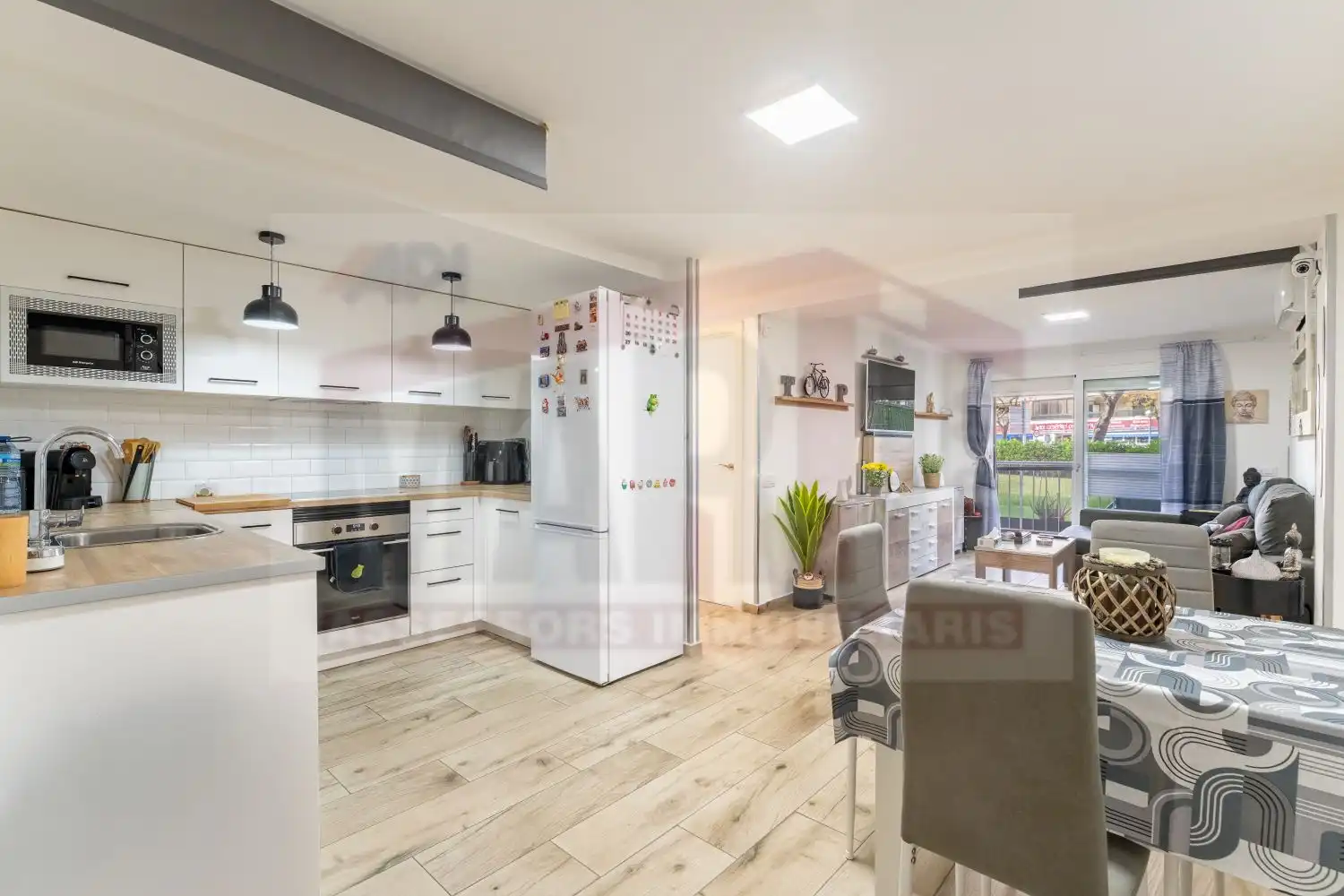 Wohnung mit Pool zum Verkauf in La Pineda, imagen 3