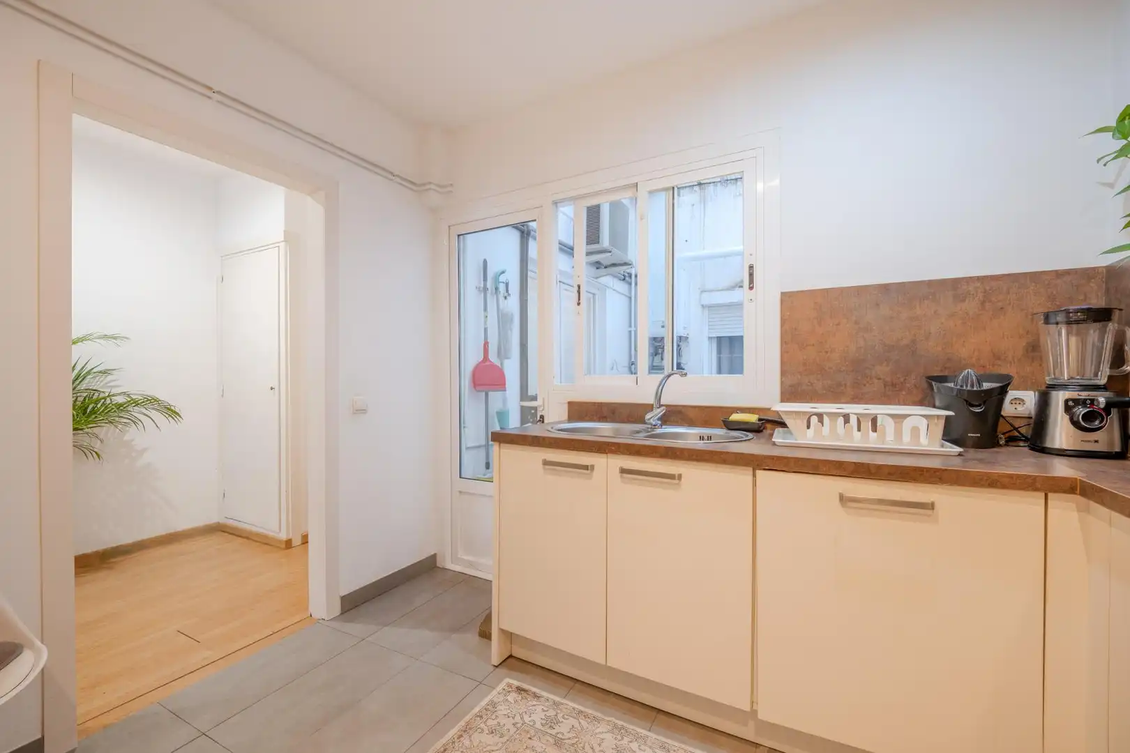 Cocina de Piso en venta en Girona con Calefacción