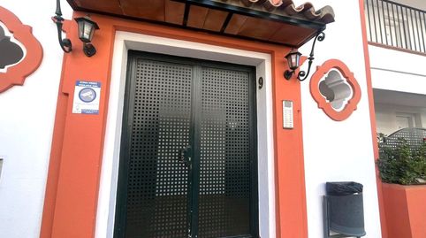 Foto 2 de Piso en venta en Veleta, Nueva Atalaya, Estepona
