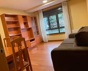 Living room of Flat for sale in Poio  with Parquet flooring, Storage room and Oven