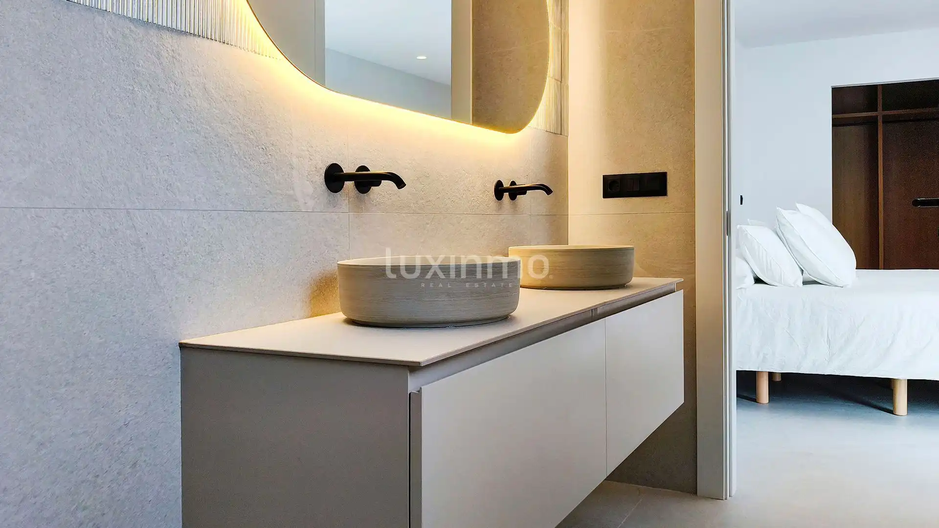 Bathroom of Houses for sale in Rojales  with Air Conditioner, Terrace and Storage room
