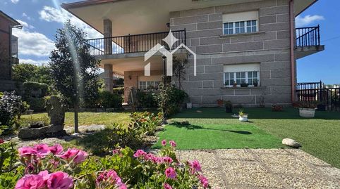 PRECIOSO CHALET PIEDRA CON PISCINA, CANGAS, DARBO, imatge 2