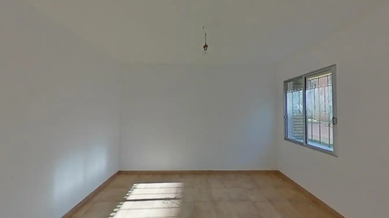 Bedroom of Flat for sale in Zaragoza  with Heating, Oven and Balcony
