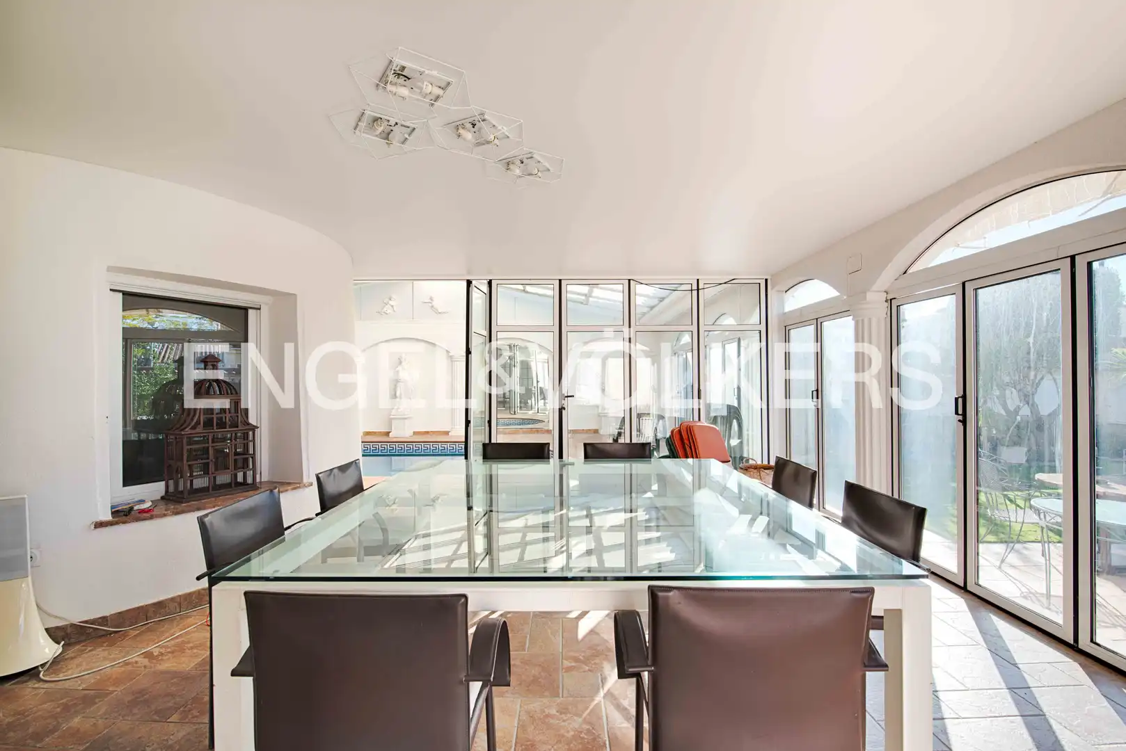 Casa con piscina en venta en Carrer Requesens, imagen 15