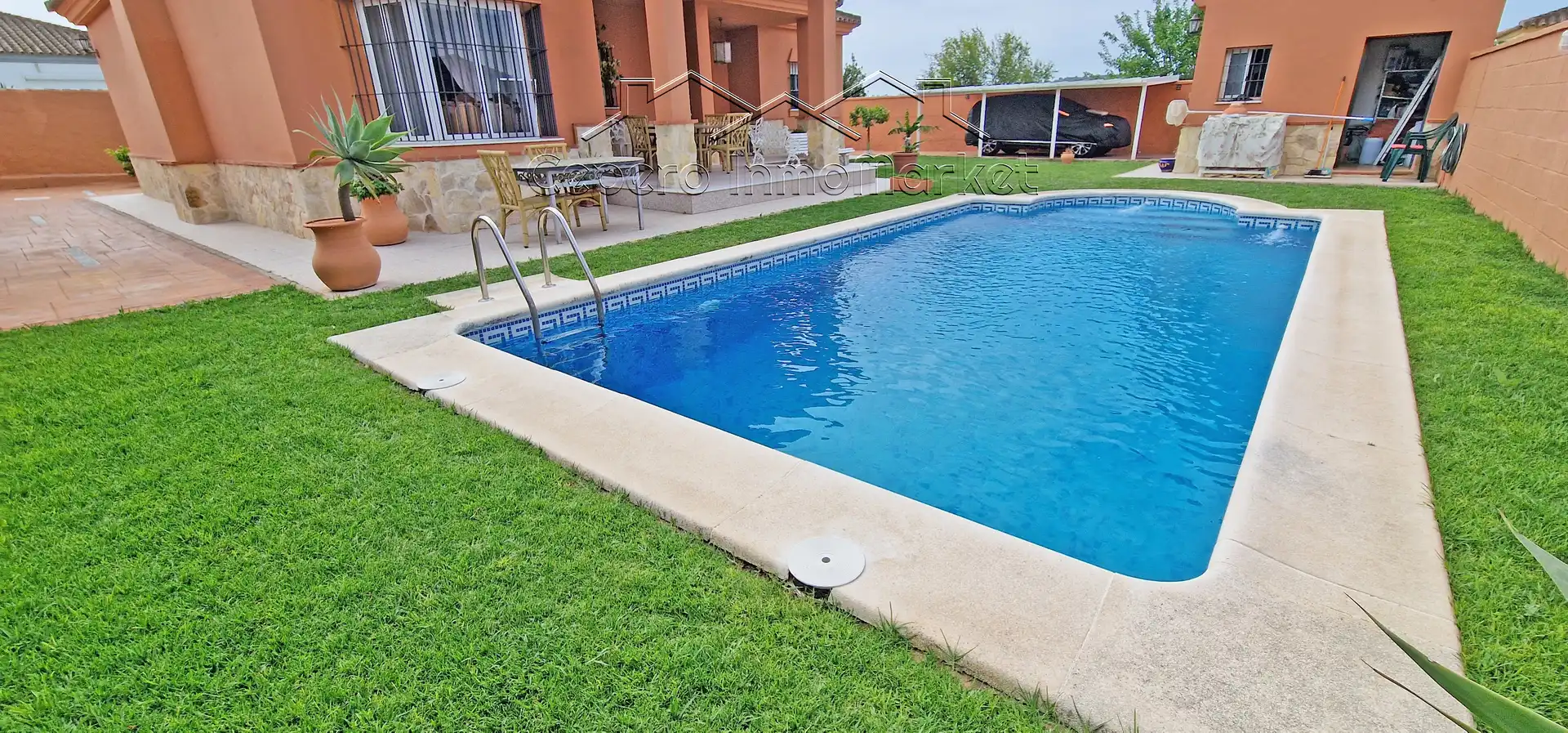 Piscina de Casa o xalet en venda en El Puerto de Santa María amb Aire condicionat, Jardí privat i Piscina