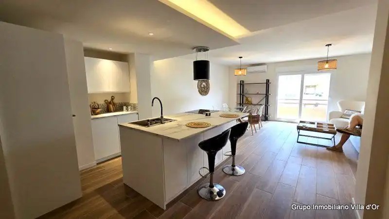 Piso con ascensor en venta en Saladar