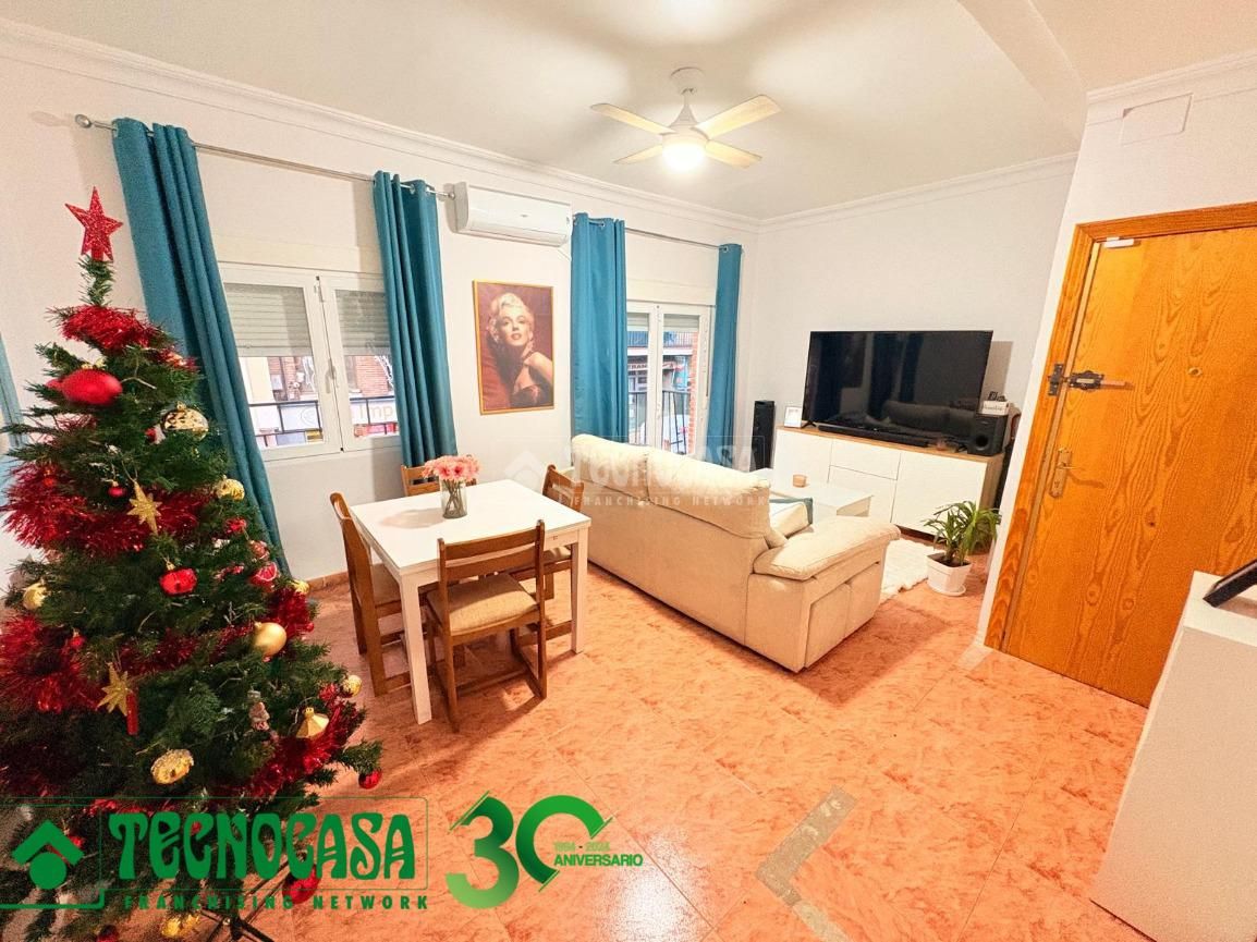 Vista exterior de Pis en venda en  Toledo Capital amb Aire condicionat i Balcó