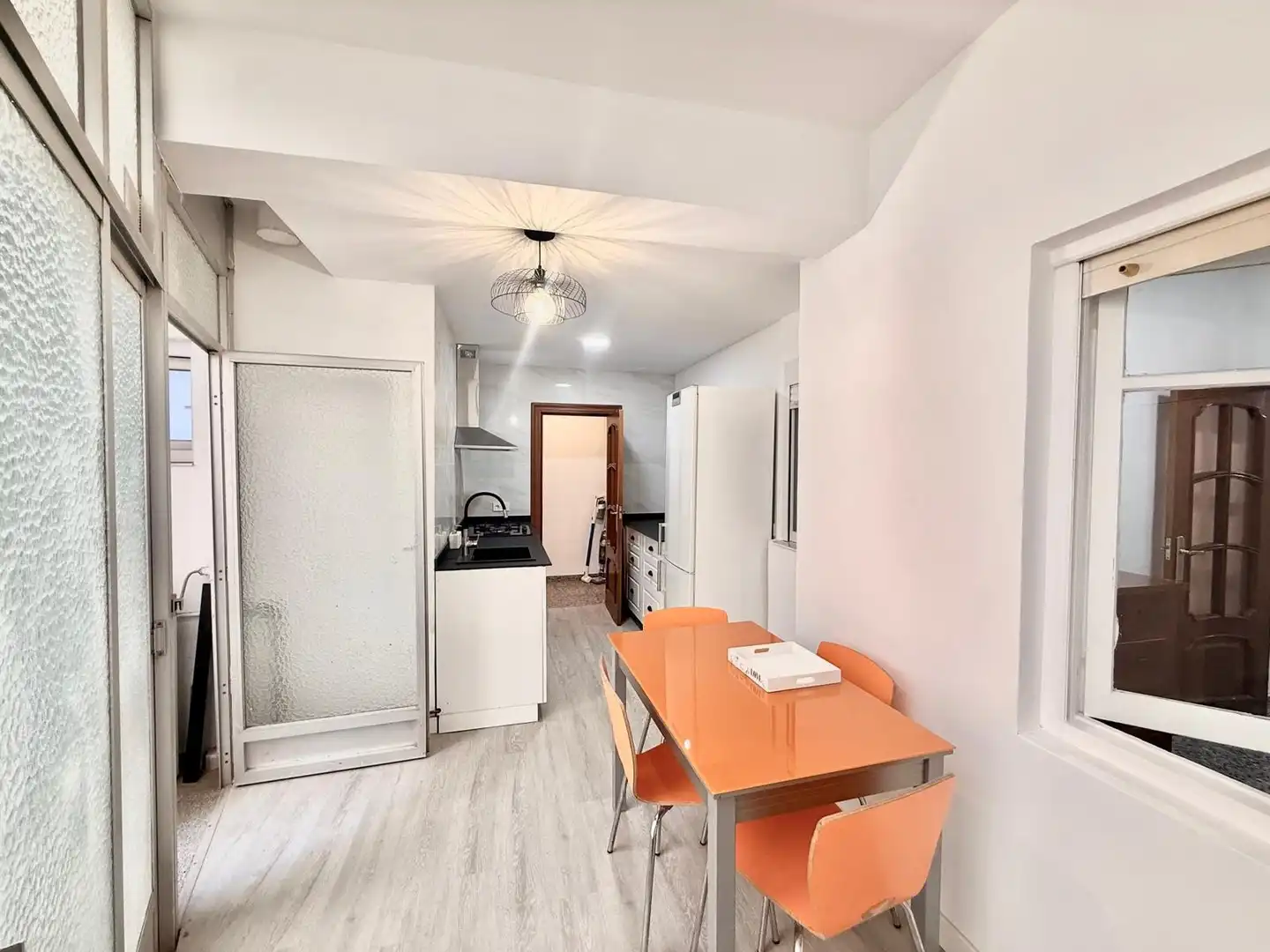 Cuina de Apartament de lloguer en Alicante / Alacant amb Aire condicionat, Moblat i Balcó