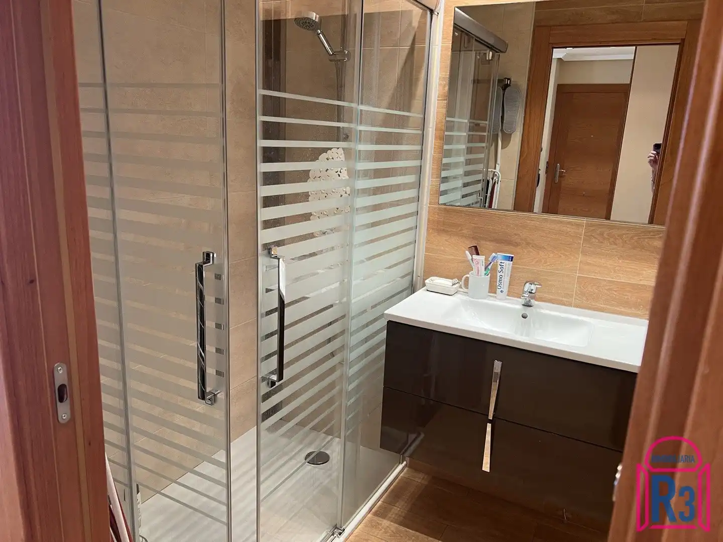 Baño de Apartamento en venta en León Capital  con Calefacción, Terraza y Trastero