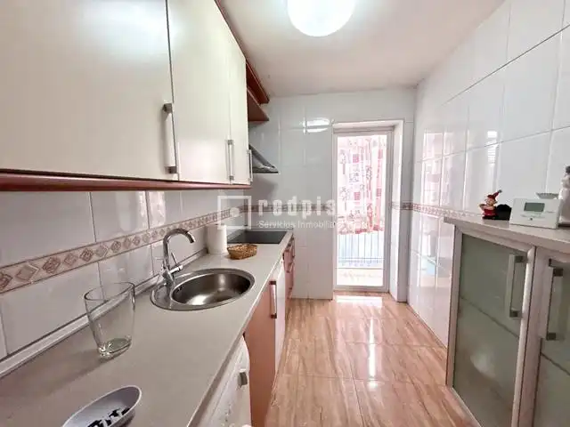 Cocina de Piso en venta en Madrid con Calefacción