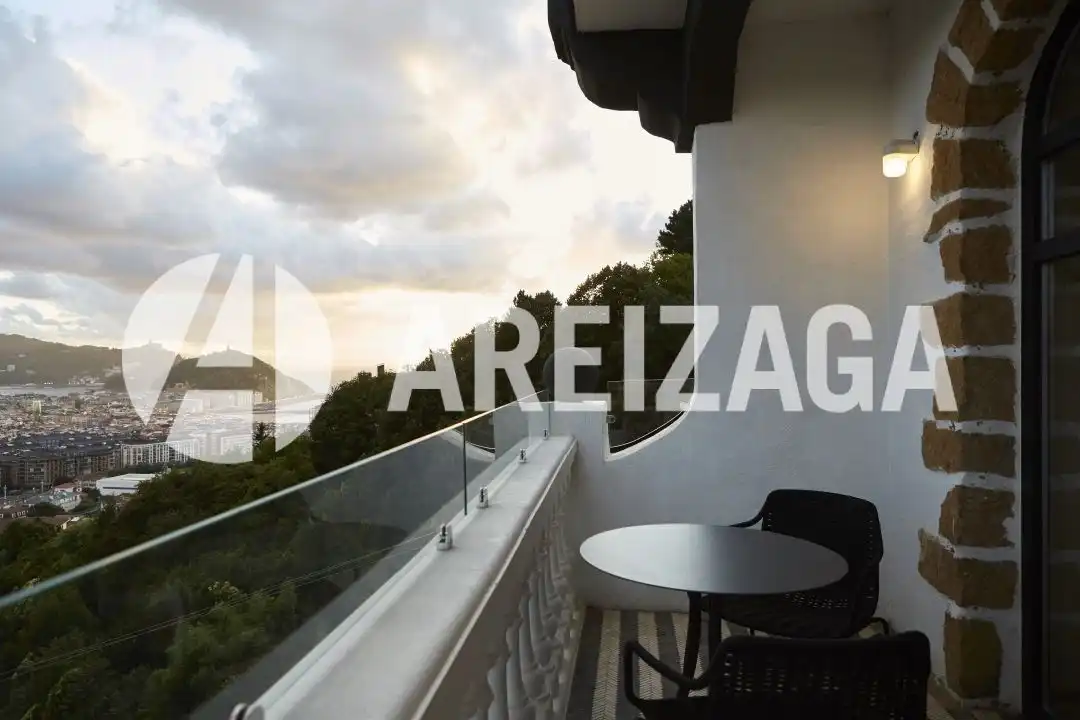 Casa o xalet en venda a Ulia Pasealekua, 184, Ategorrieta - Ulia