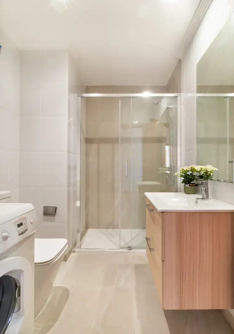 Baño de Piso de alquiler en Madrid con Aire acondicionado, Calefacción y Amueblado