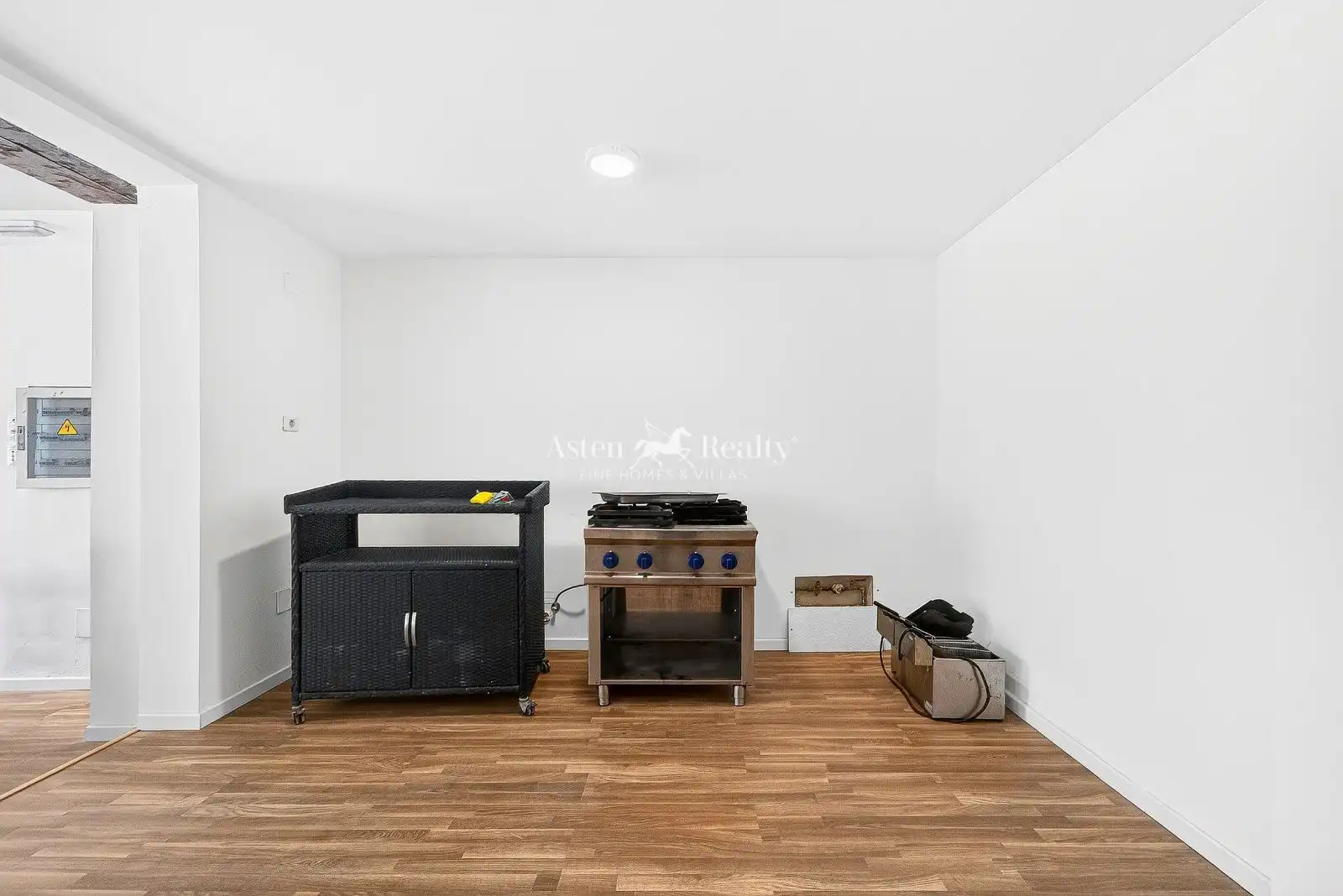 Local en venta en Guía de Isora con Terraza y Alarma