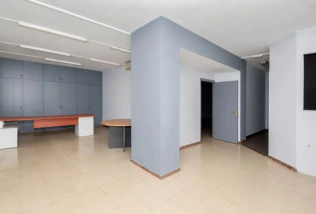 Local comercial en venta en Carrer de Rocafort 69, imagen 8