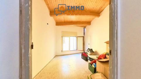 Foto 4 de Casa adosada en venta en De L'església, 18, Montgai, Lleida