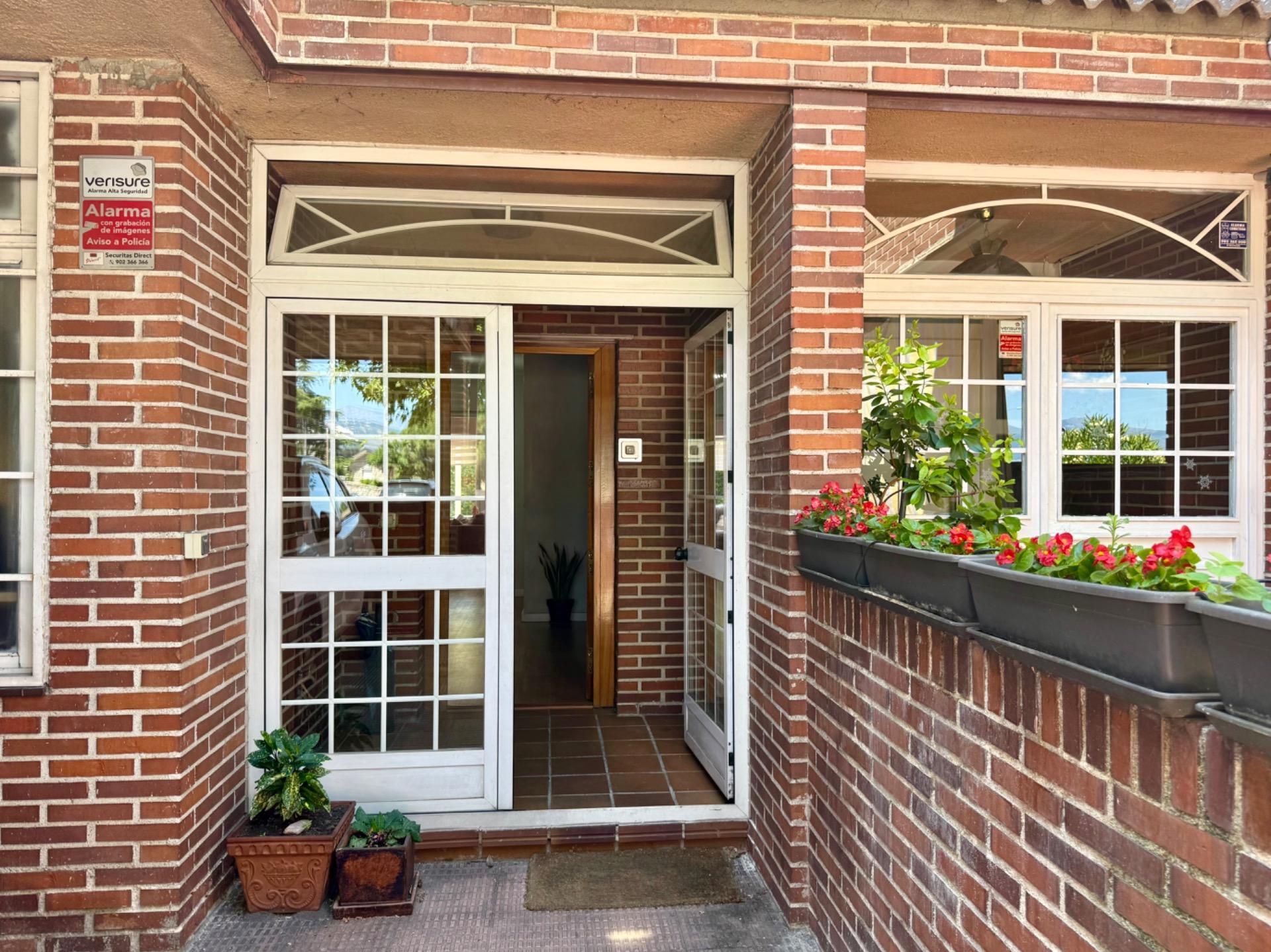 Casa adosada en venda en Collado Villalba amb Jardí privat i Terrassa