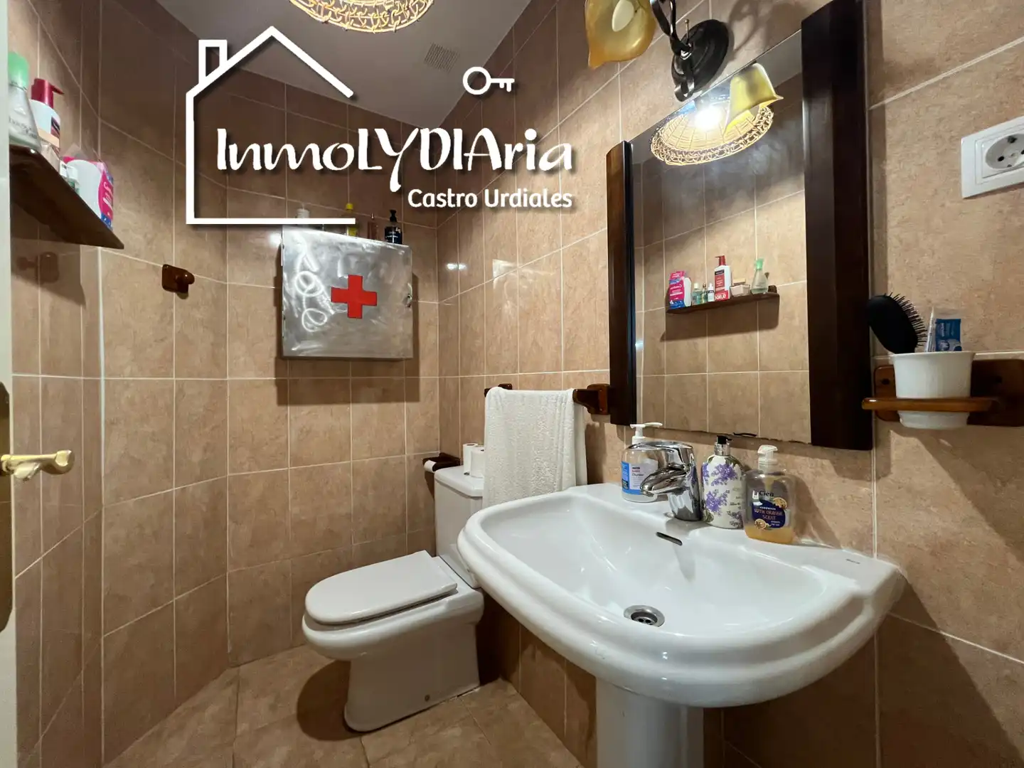 Baño de Casa o chalet en venta en Castro-Urdiales con Calefacción, Jardín privado y Parquet