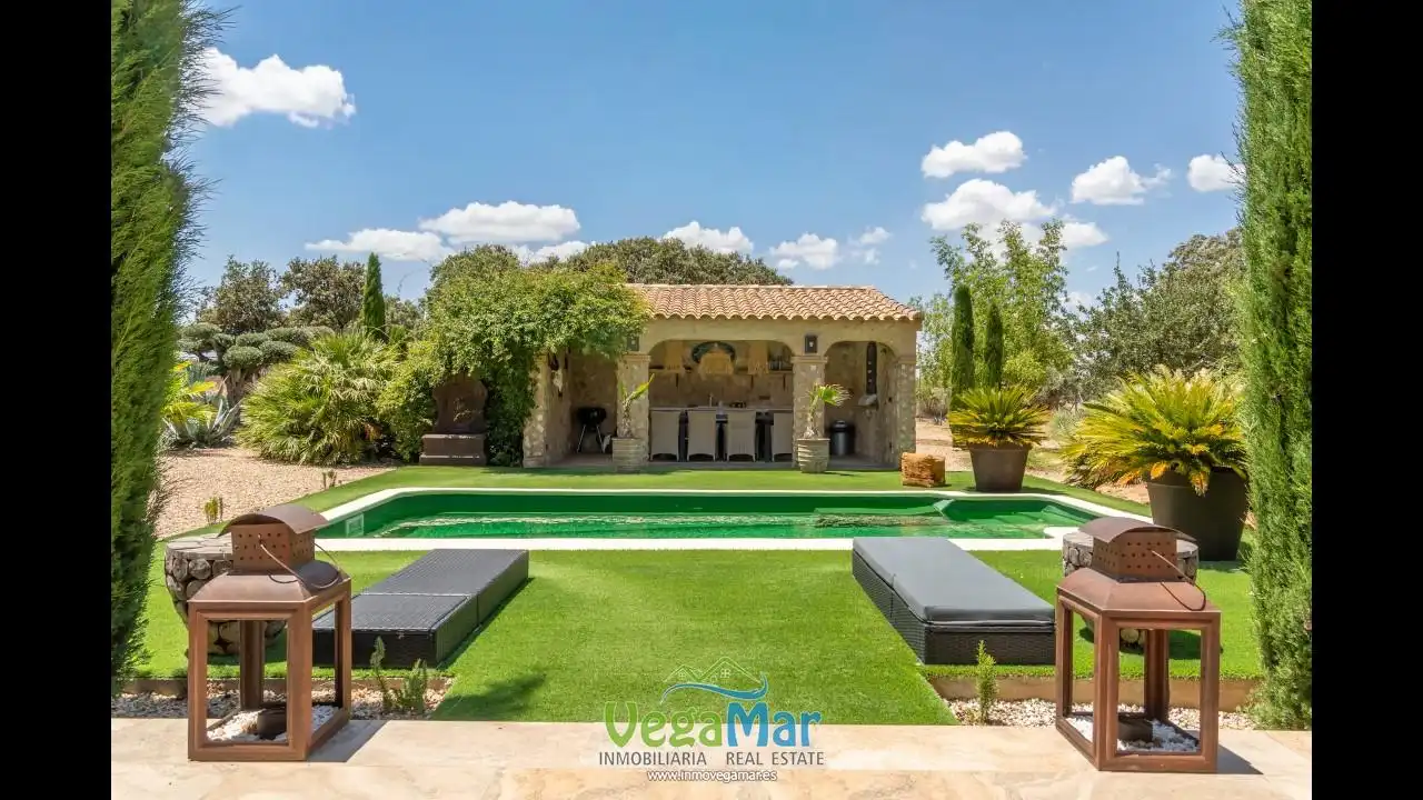Exterior view of Country homes for sale in Freila
