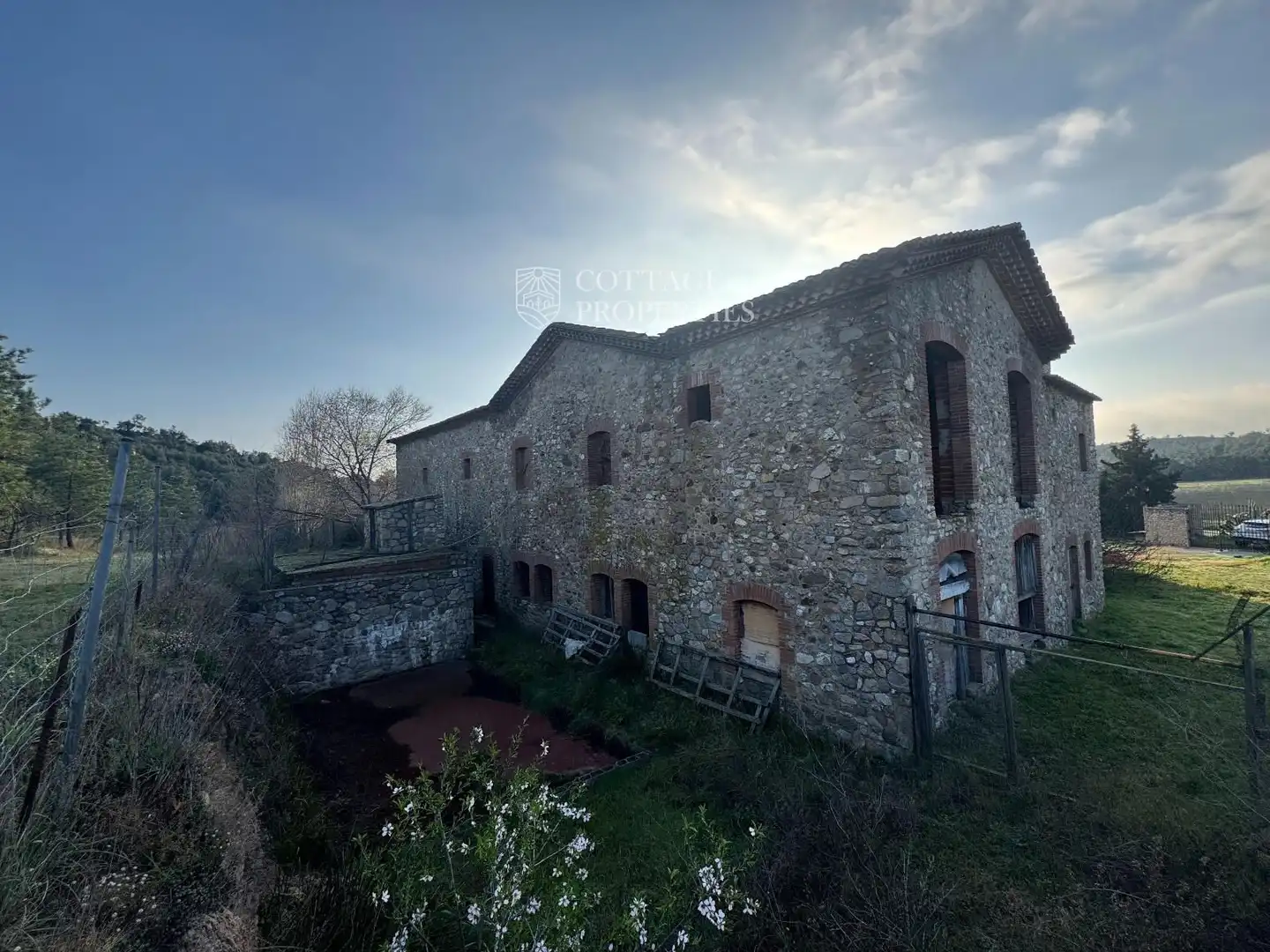Vista exterior de Finca rústica en venta en Darnius
