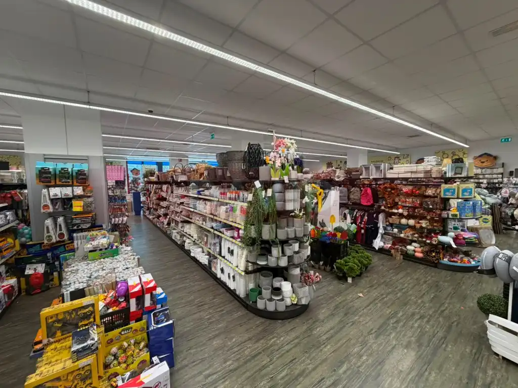 Local comercial en alquiler en Calle Verdi, imagen 9