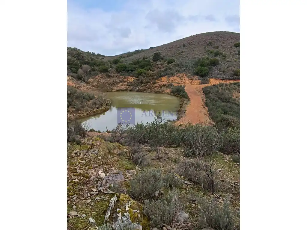 Casa rústica en venda a Camino Fontanilla
