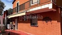 Exterior view of House or chalet for sale in Rubí  with Terrace, Swimming Pool and Balcony