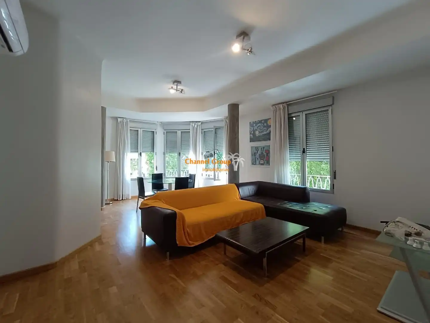 Sala d'estar de Apartament de lloguer en Elche / Elx amb Aire condicionat, Moblat i Balcó