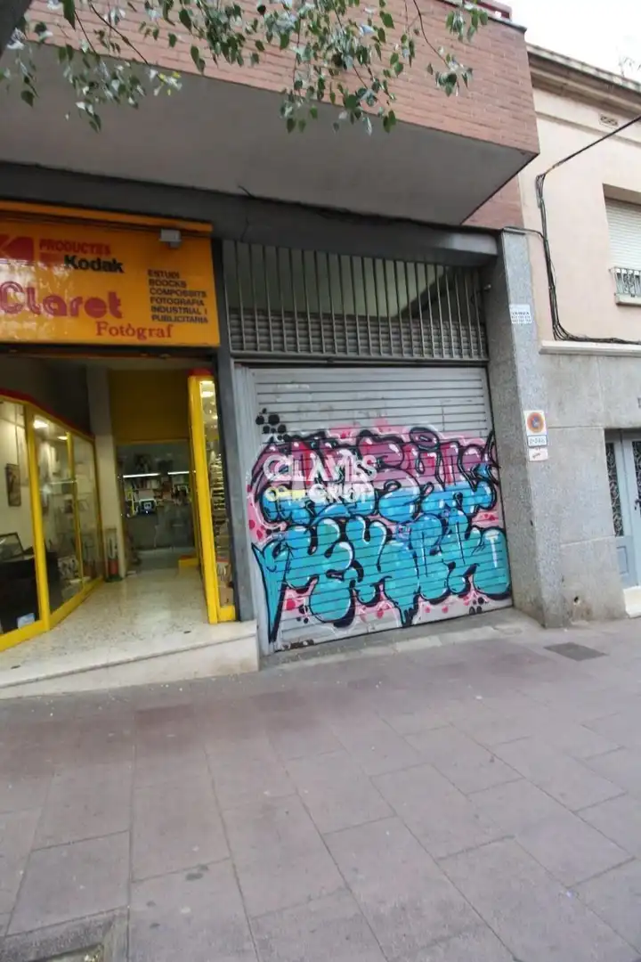 Individual en venta en JOAQUIM VALLS 114, imagen 2