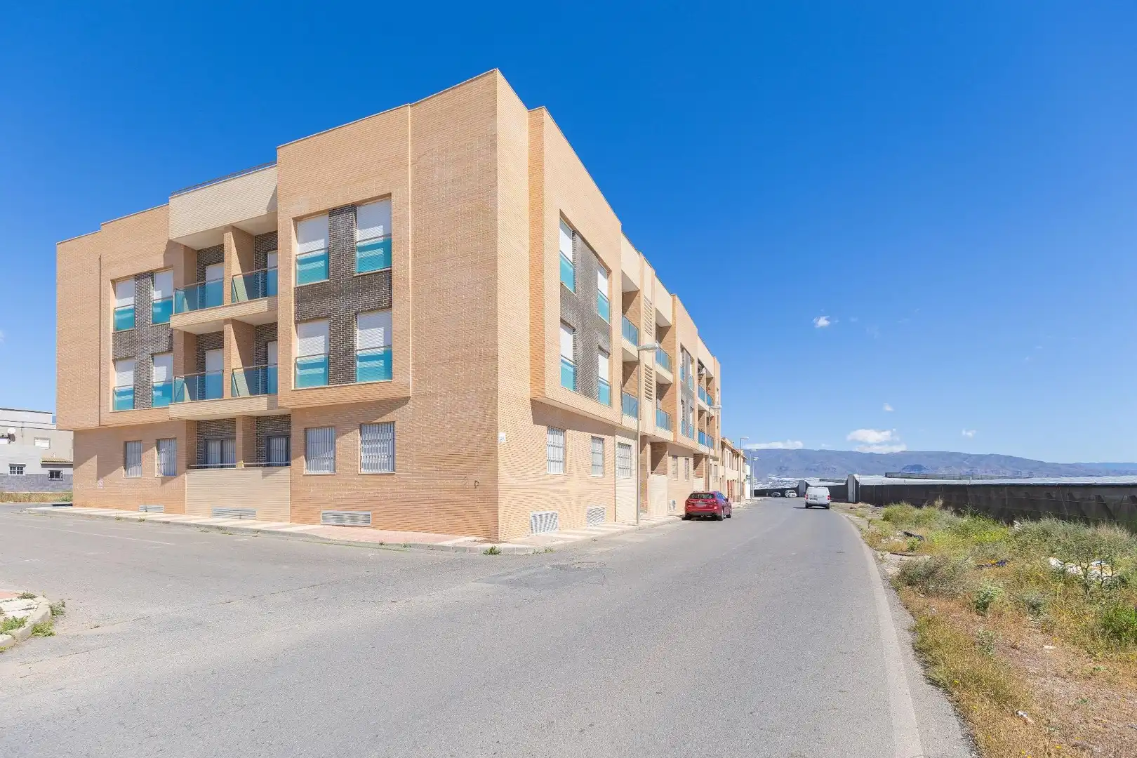 Exterior view of Flat for sale in Roquetas de Mar