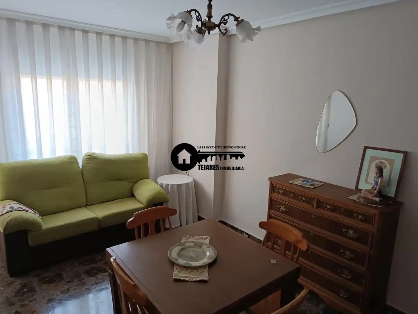 Flat with terrace to rent in Hospital, imagen 2