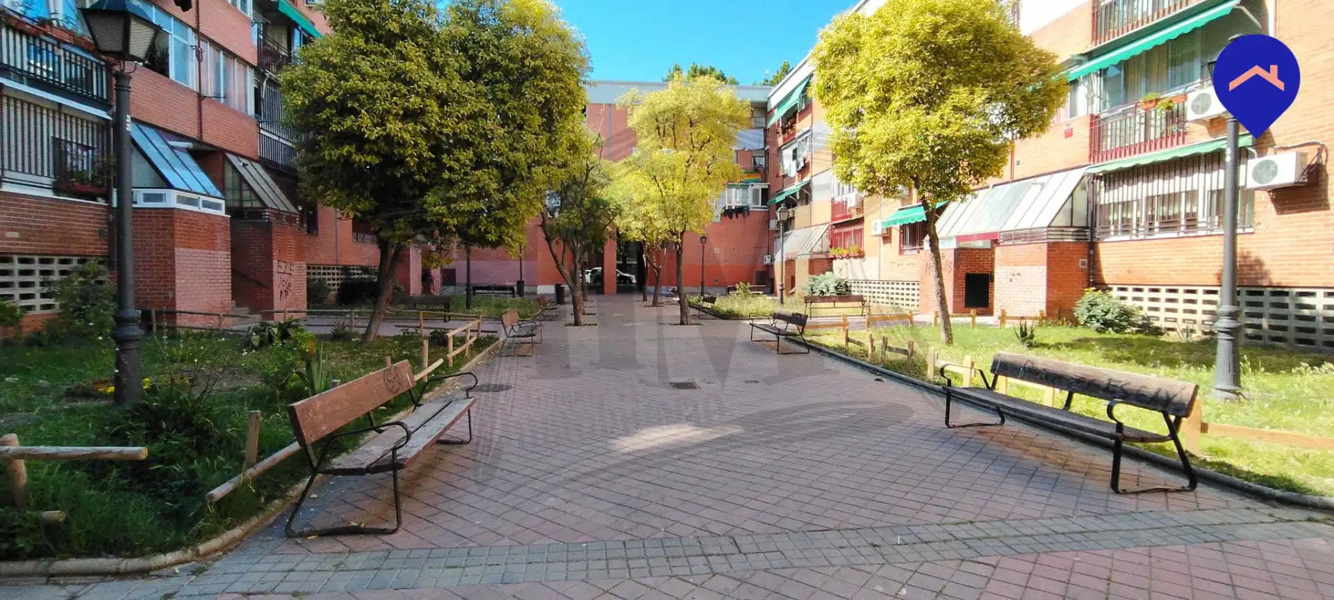Vista exterior de Pis en venda en Madrid amb Calefacció, Terrassa i Alarma