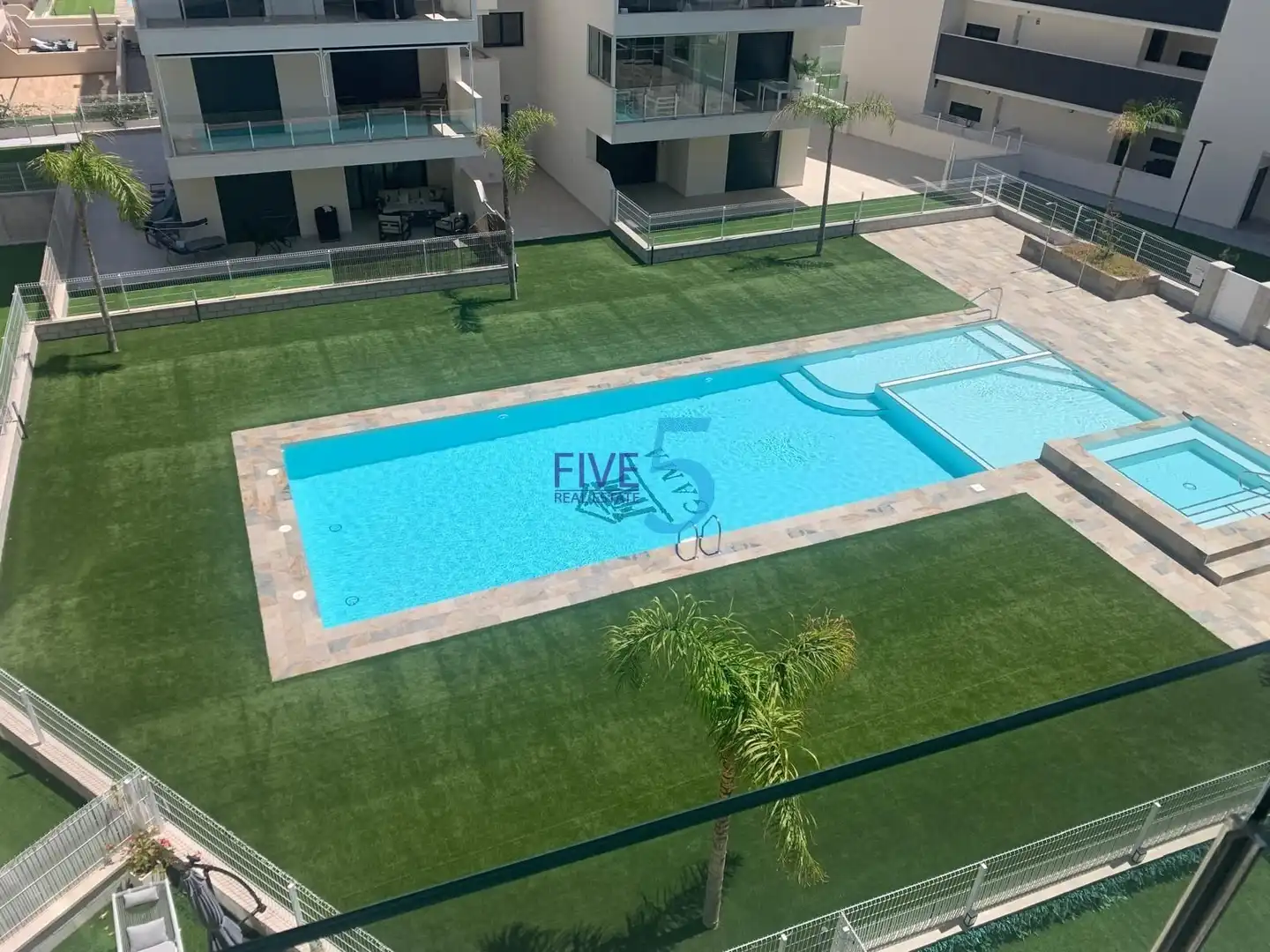 Piscina de Pis en venda en Murcia amb Aire condicionat, Calefacció i Terrassa