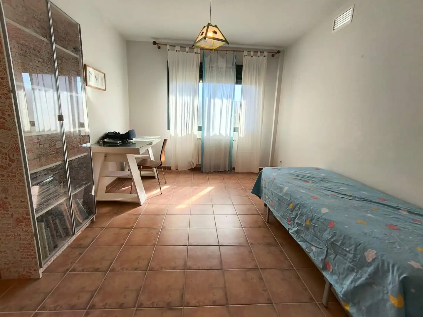 Dormitori de Casa o xalet en venda en Villamantilla amb Aire condicionat, Calefacció i Jardí privat