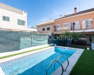 Swimming pool of House or chalet to rent in  Valencia Capital  with Air Conditioner, Private garden and Terrace