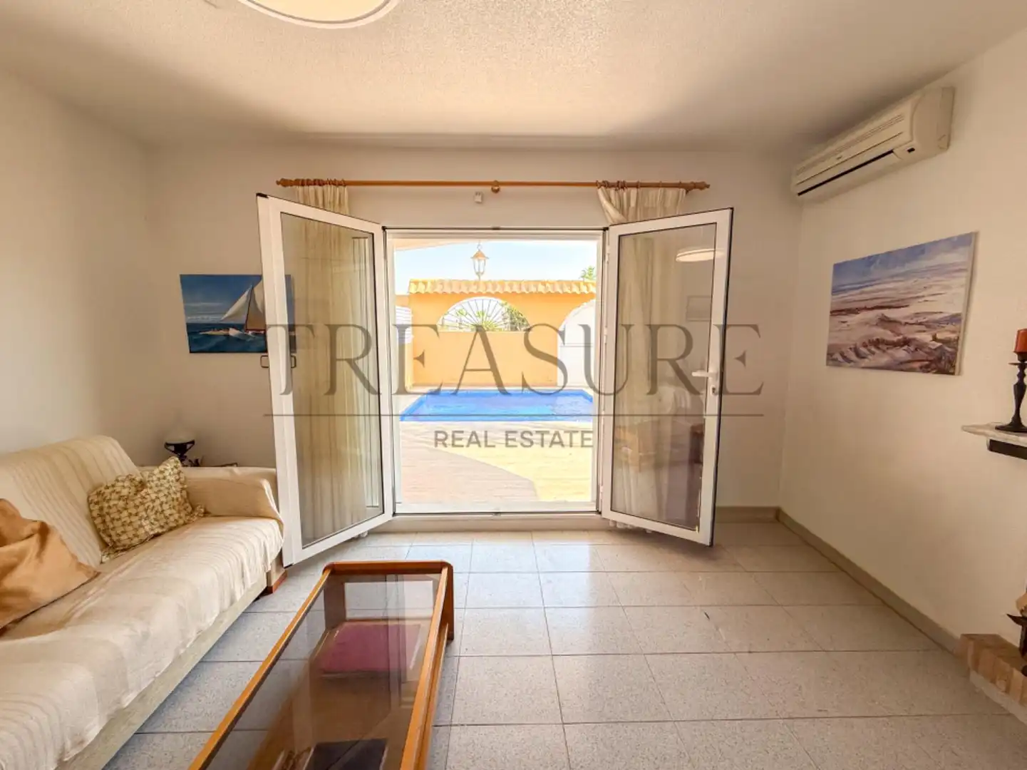 Sala de estar de Casa adosada en venta en Mazarrón con Aire acondicionado, Calefacción y Terraza