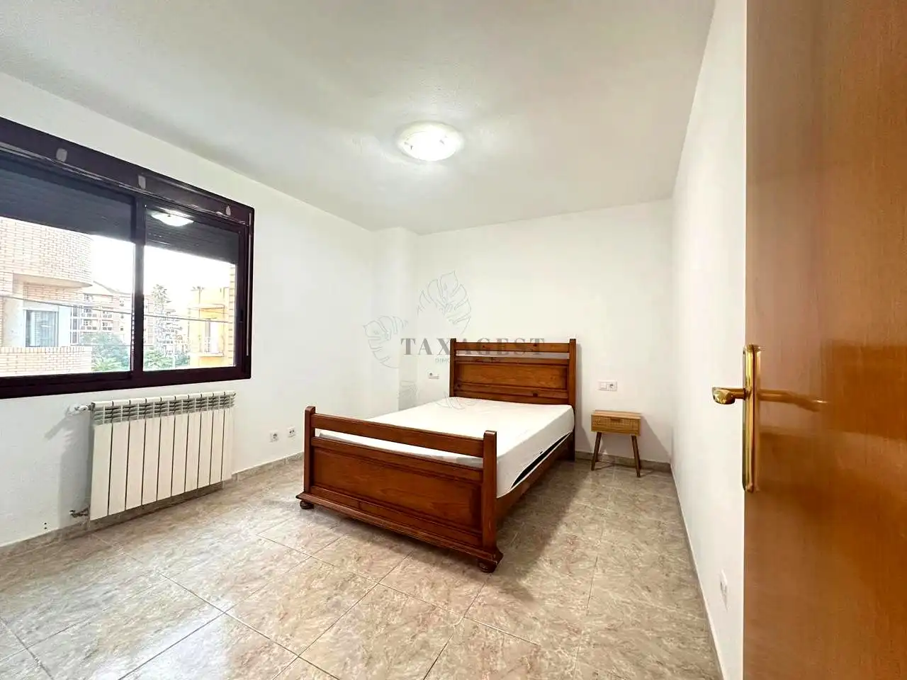 Habitación de Piso de alquiler en Roquetes con Aire acondicionado, Terraza y Amueblado
