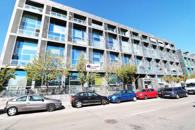 Garaje en Venta en Cuatro vientos
